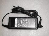 Asus napájecí zdroj AC adapter 19V/3,42A 65W 5.5x2.5mm konektor