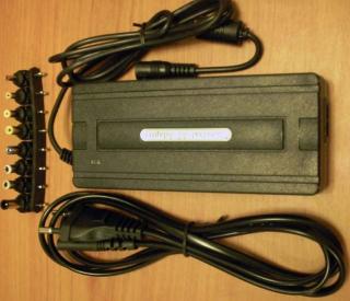 Univerzální AC adapter k notebooku - 15V-24V 90W