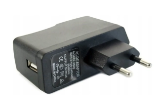 Nabíječka AMSO AM-USB-10W - USB nabíječka do el. sítě  s výstupem 5V/2000mA